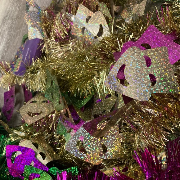 NWT 9ft Mardi Gras Mask Faces Party Fun Garland - Picture 3 of 6